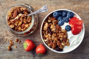 Ontbijt granola fruit
