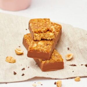 PS06043 0 Hazelnut nougat crunch bar 1